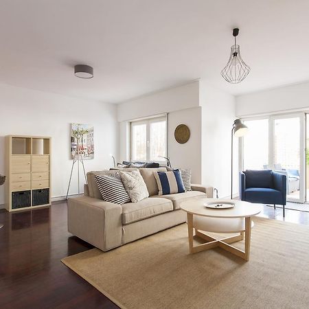 Joivy Superb 1-Bed Apt With Workspace And Terrace, Close To Avenida Da Liberdade Lisboa Екстериор снимка